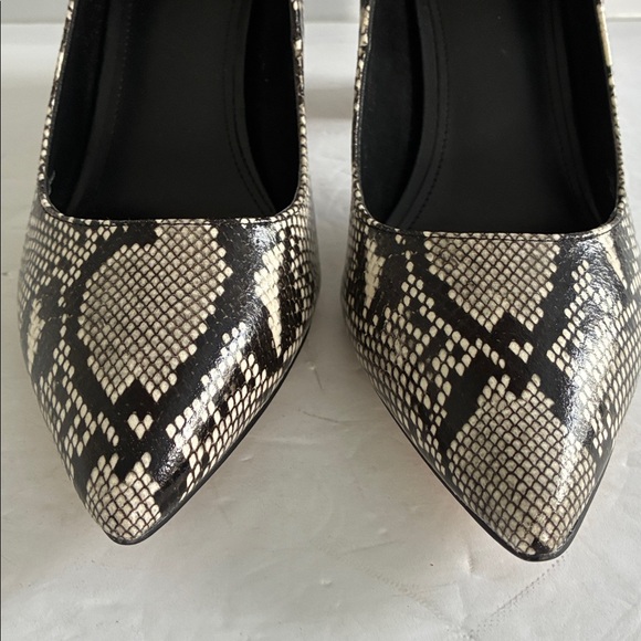 Marc Fisher $118 Women’s Viviene Classic Snake Print Block Heel Pump Size 11 NEW - Picture 10 of 14